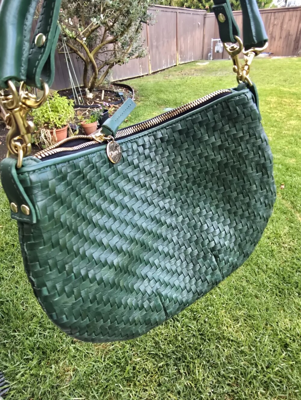 Clare V. Petit Moyen Messenger Evergreen Woven Zig Zag - Picture 12 of 16